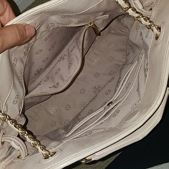 Authentic Tory Burch Marion quilted slouch tote - Picture 6 of 8